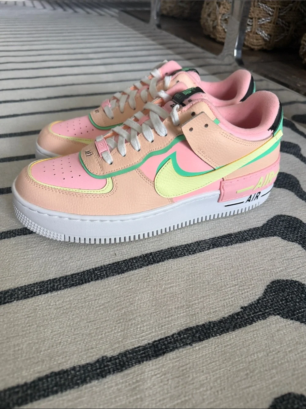 WMNS AIR FORCE 1 SHADOW 'ARCTIC PUNCH BARELY VOLT